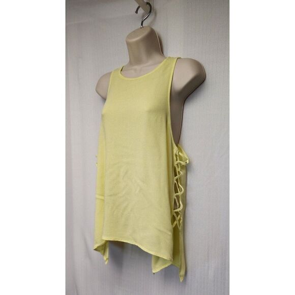 Lush Neon Green Lightweight Asymmetric Hem Size Medium - Picture 5 of 9